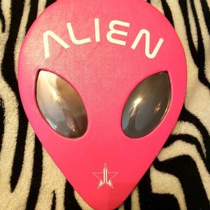Jeffree Star Alien palette